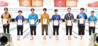 �ʐ^�i�D���`��W�ʁj